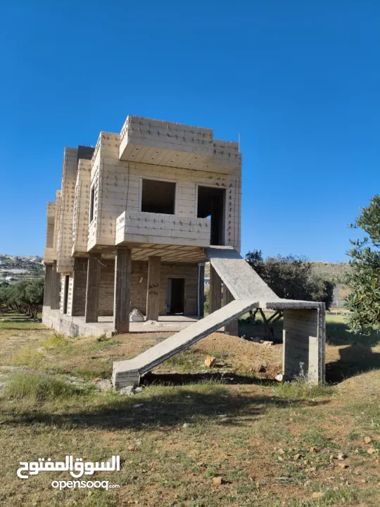 الارض والبيت المستقل للبيع زباين الكاش سعر حرق الارض والبيت المستقل للبيع في دورا  سعرحرق