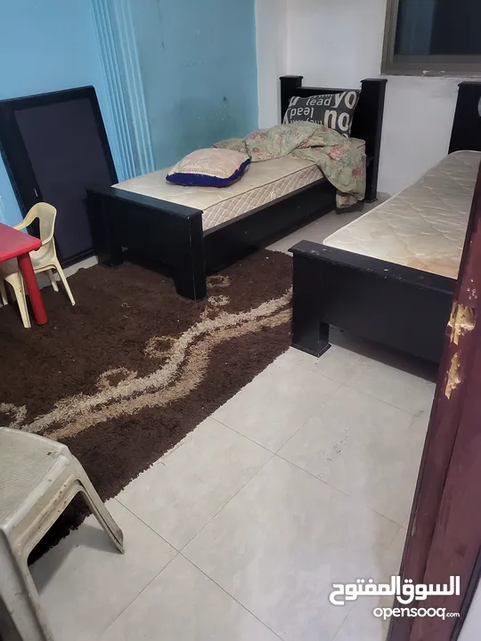 شقتين مفروشات بالكامل في الطيرة دوار نبيل عمرو مباشرة طابق ثاني للبيع دون وسطاء