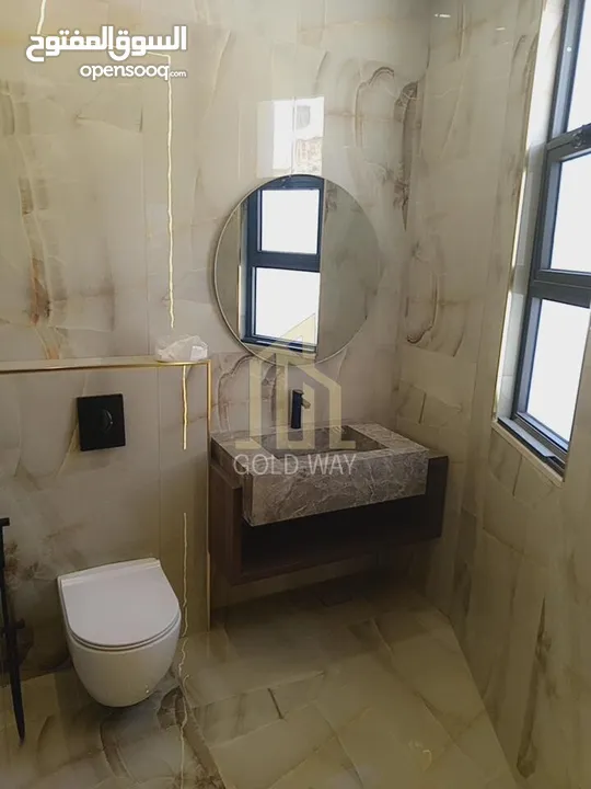 شقة مميزة للبيع طابق أول 290م في أجمل مناطق دير غبار/ ref 7012