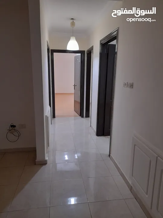 شقه للبيع في الجبيهة