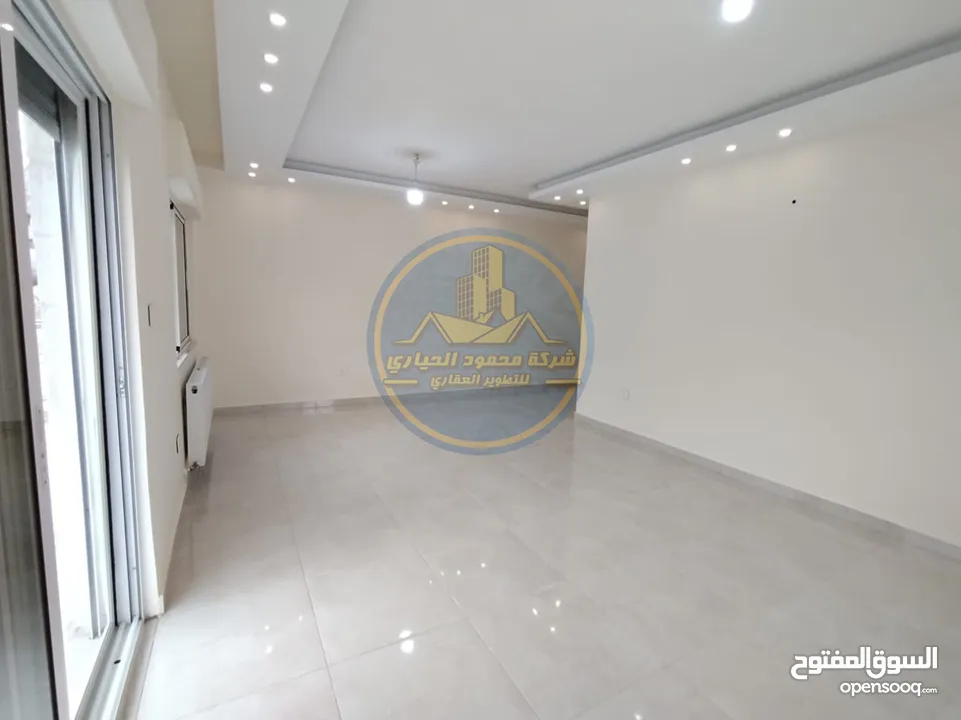 رقم الاعلان (5256) شقة للبيع في ام زويتينة قرب دوار إقرأ بناء حديث