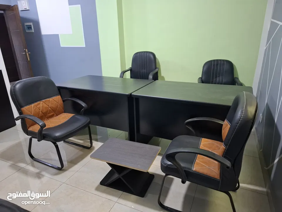 اثاث مكتبي للبيع تفصيل