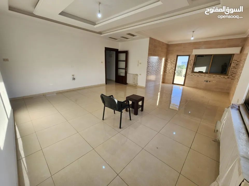شقة فارغة للبيع في منطقة الجبيهة - REF: 14630