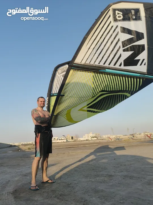 Gulf Kitesurfing Paradise: Kitesurfing from Zero to Hero in Bahrain