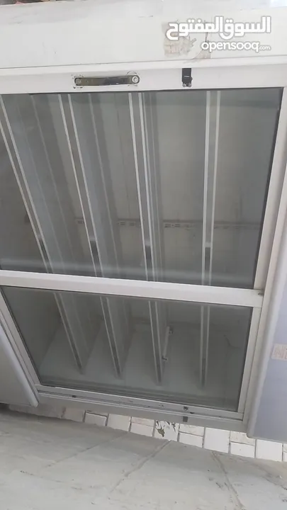 ثلاجه كفاله وكاله الفحص اذا فيها عيب مش الك