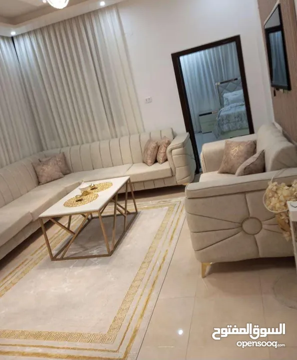 طقم كنب مستعمل بحالة ممتازه