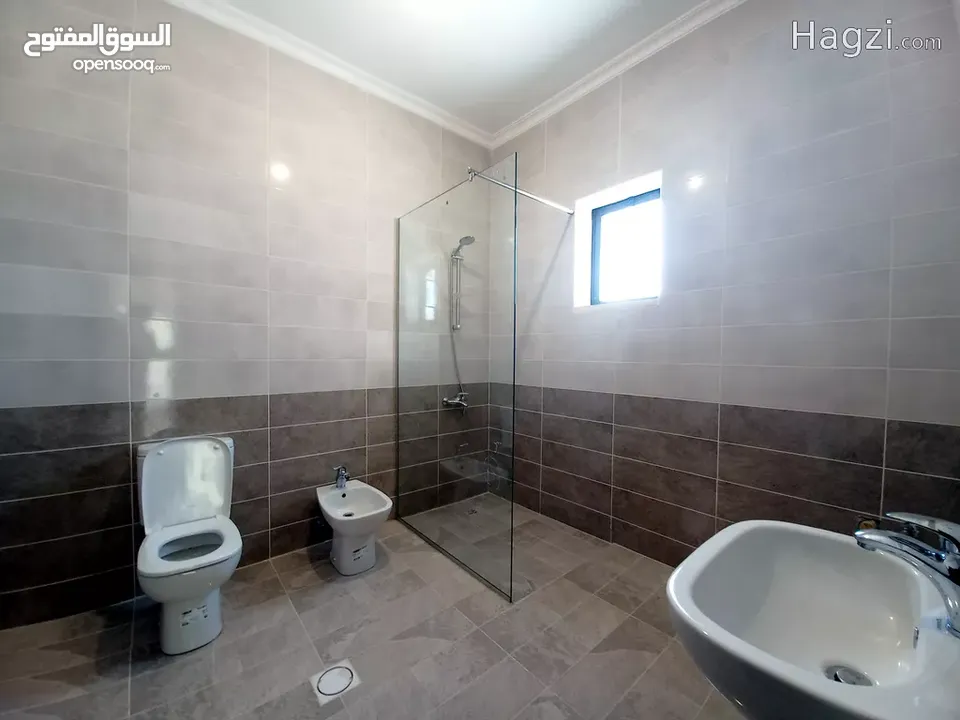 شقة غير مفروشة للايجار في عبدون  ( Property 33480 ) سنوي فقط