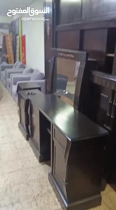 غرفة نوم بحالة ممتازة