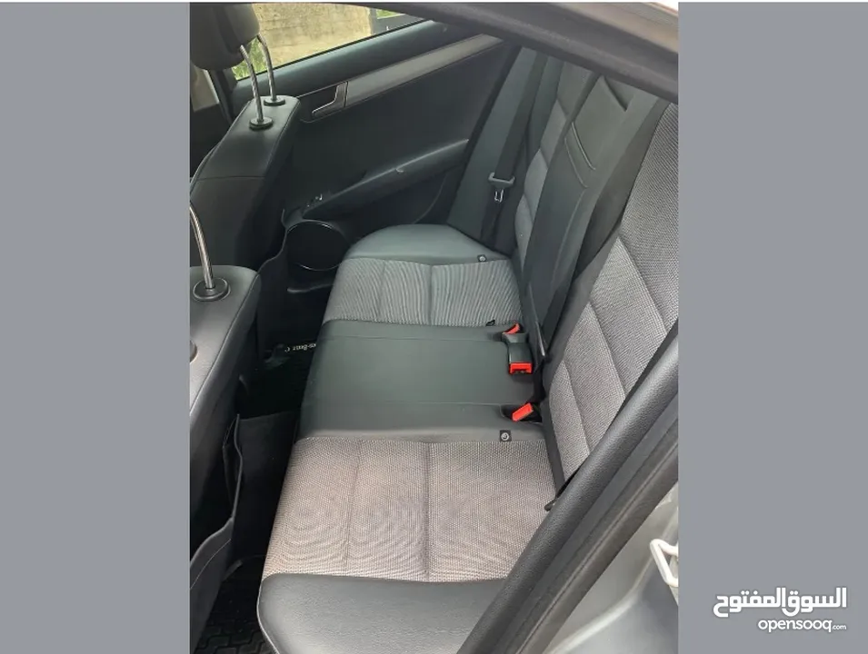 Mercedes c200 بويه شركة فللللللللل مع بانوراما ب الورقه