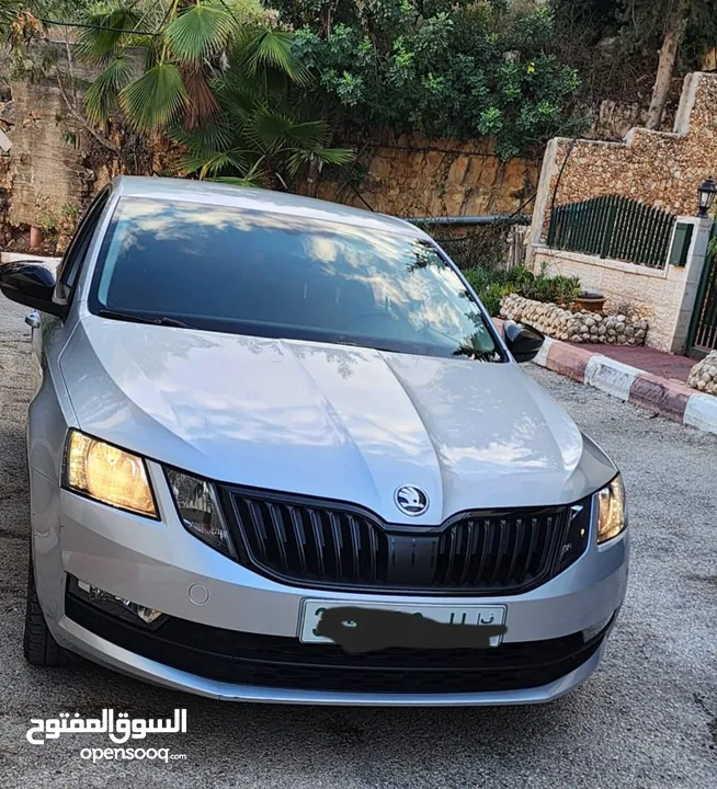 سكودا اوكتافيا بنزين