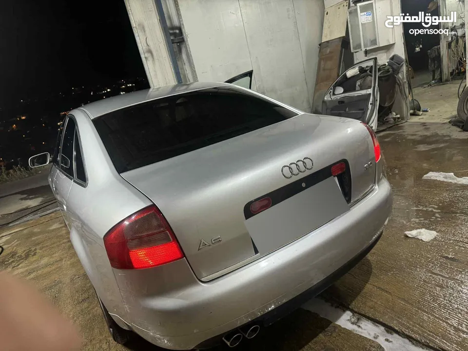 اودي A6 ل البيع