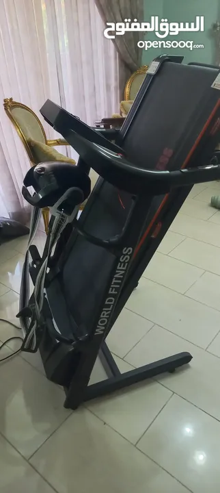 جهاز مشي كهربائي مع رجاج بقشاط امامي Treadmill نوع World Fitness