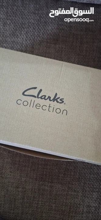 حذاء نسائي ماركة Clarks اصلي - جديد تماما