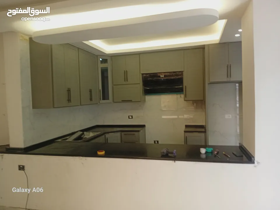 مشغل عماد باكير الالمنيوم