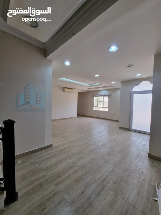 فيلا واسعة للاستخدام التجاري Clean & Neat 7 BR Commercial Villa