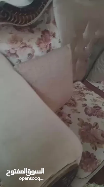 كنب مستعمل
