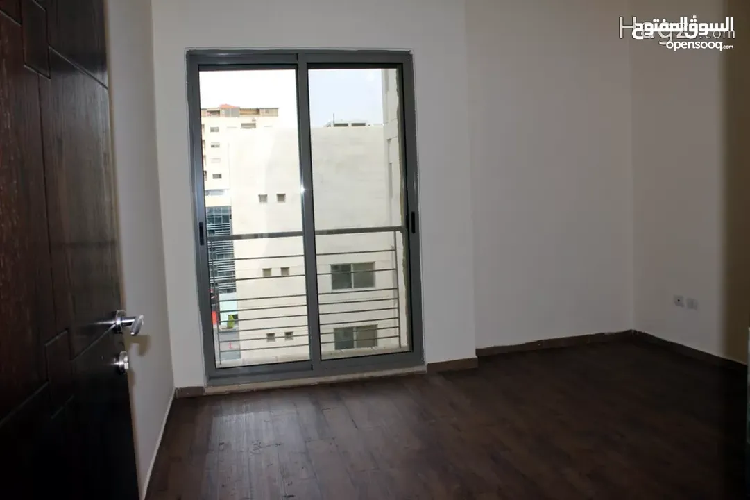 شقة غير مفروشة للإيجار 235م2 ( Property 11564 ) سنوي فقط