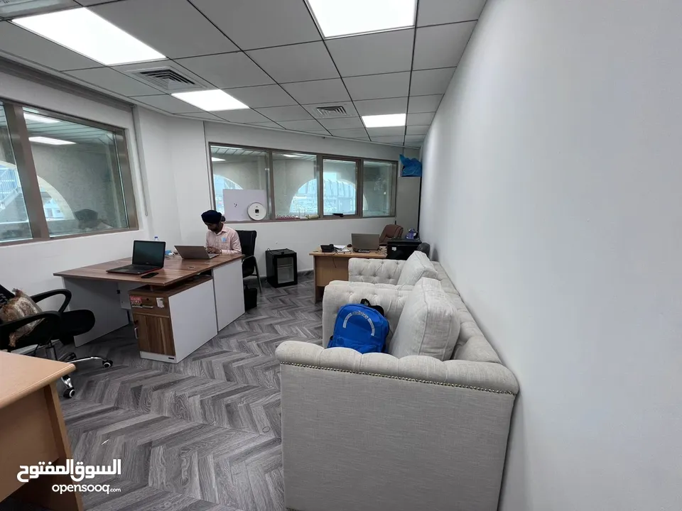 مكاتب للايجار لتاسيس الشركات التجارية والمهنية وتجديد الرخص فى دبي بارخص الاسعار