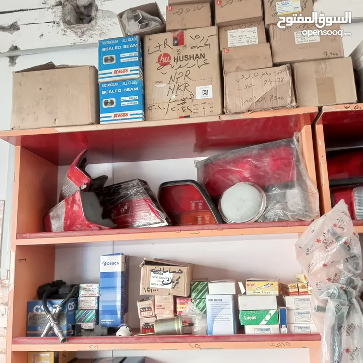 محل قطع سيارات للبيع كامل