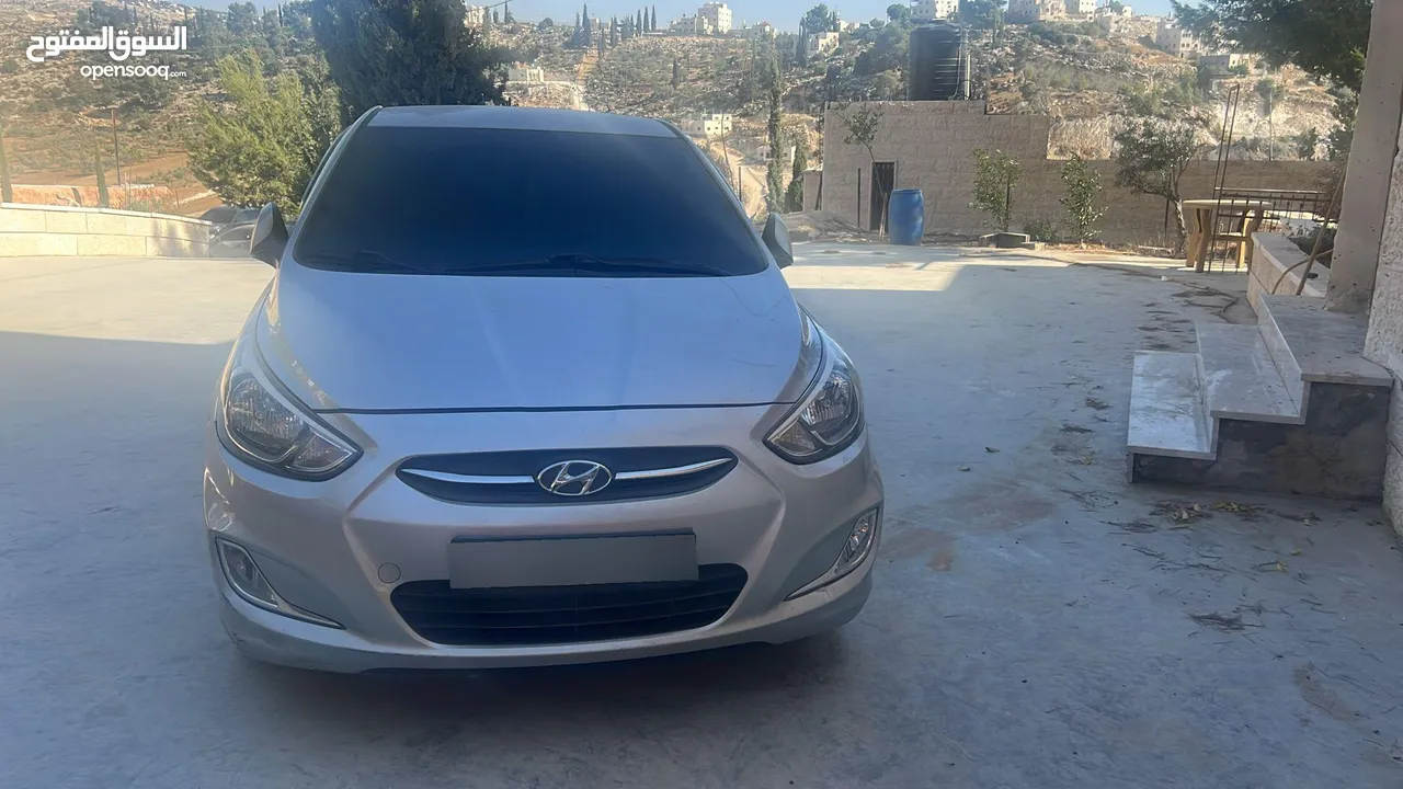 اكسنت بنزين ماتور 1400. بصمه .مرخصه ومامنه .دفعه.35 كاش وشكات 2000