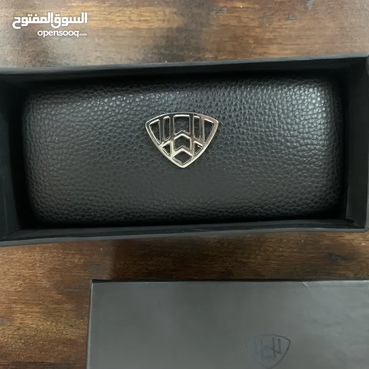 نظارات مايباخ جديدة بالكرتونة لم تستخدم نهائيا