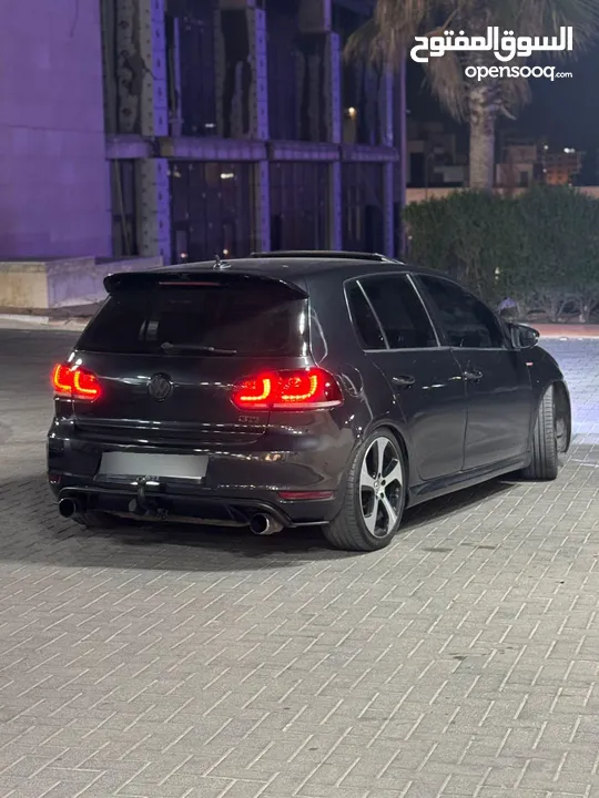 للبيع نص بنص او كاشش جولف gti 2012 فل اضافات  ستيج 2 بوبس داون بايب  تعديل مرتب مطور جديد بلكرتونة