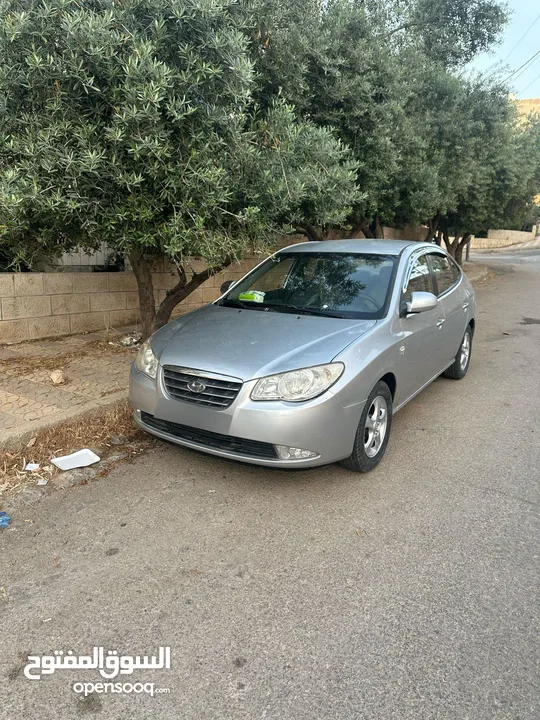 سيارة هيونداي افانتي للبيع استخدام طبيبة لا تحتاج الى صيانة