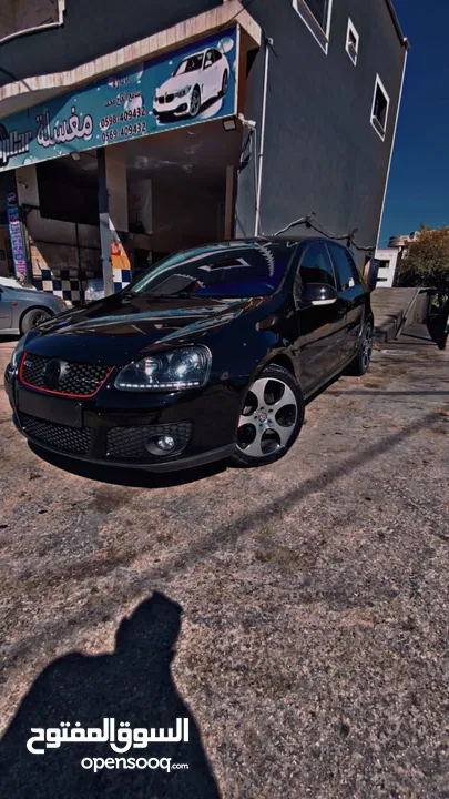 سيارة للبيع