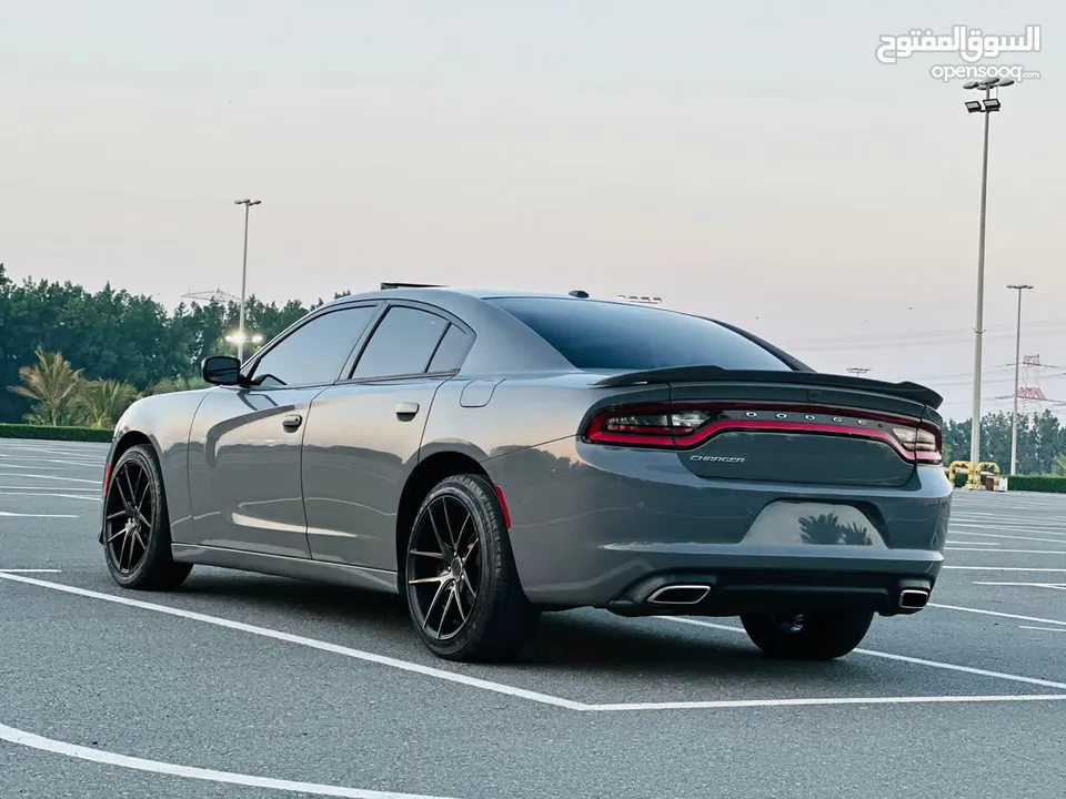 DODGE CHARGER 2019 V6 3.6