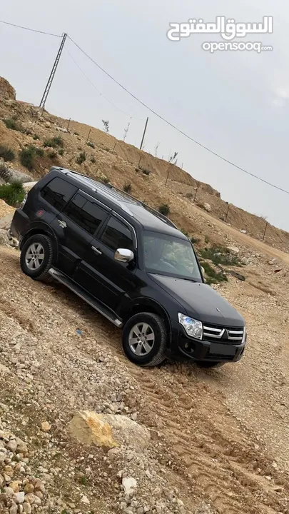متسوبيشي باجيرو 2008