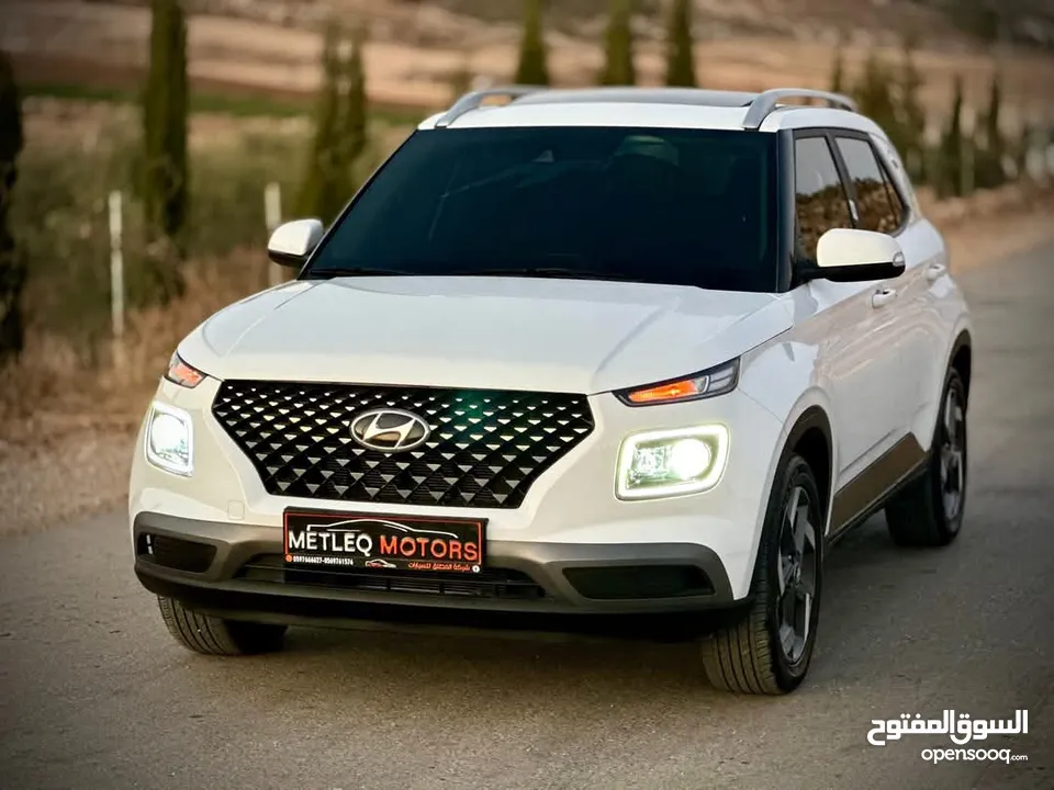 هونداي فينيو 2020 فل مع قتحه .فحص نخب نخب .ماتور 1600. كاش فقط .بنزين. .اتماتيك