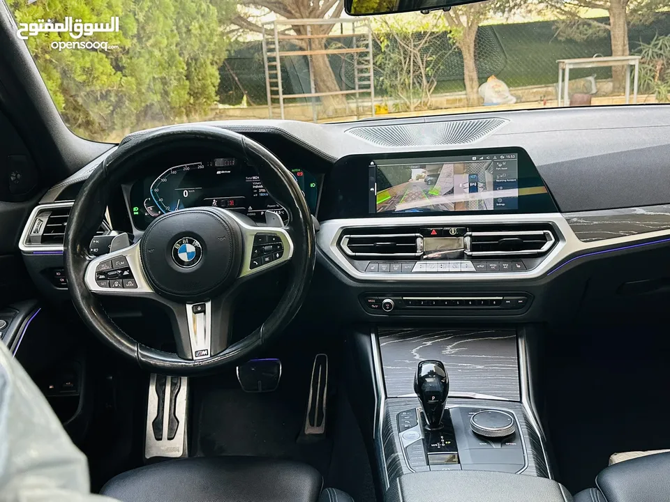 BMW 330e ///M