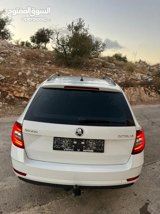 سكودا اوكتافيا بوية شركة