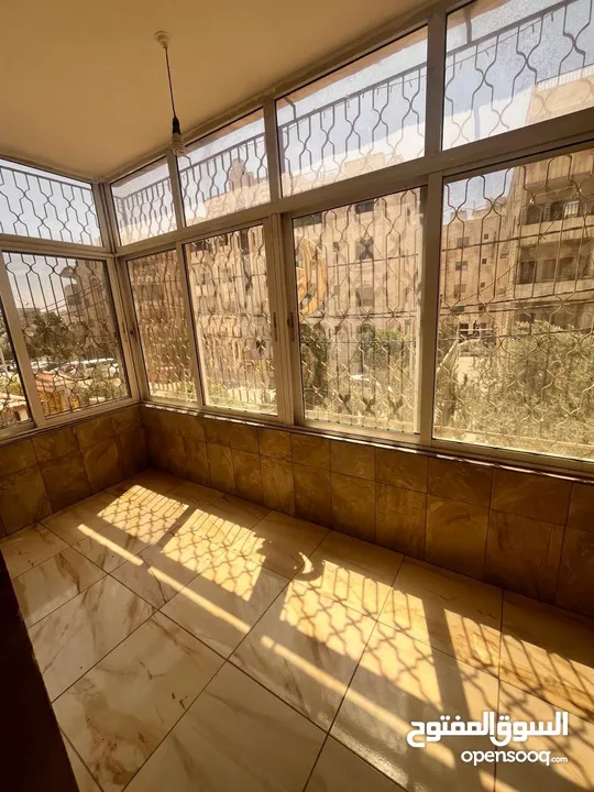 شقة غير مفروشة للإيجار الشهري مساحة 165 متر مربع