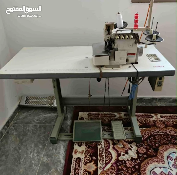 ماكينات حبكة ودرزة ومقص سيريت