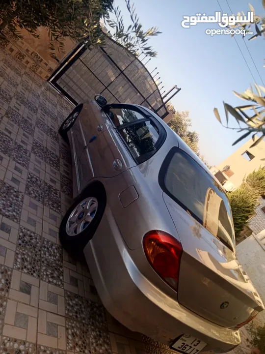 كيا سبيكترا موديل 2000 بحالة ممتازة