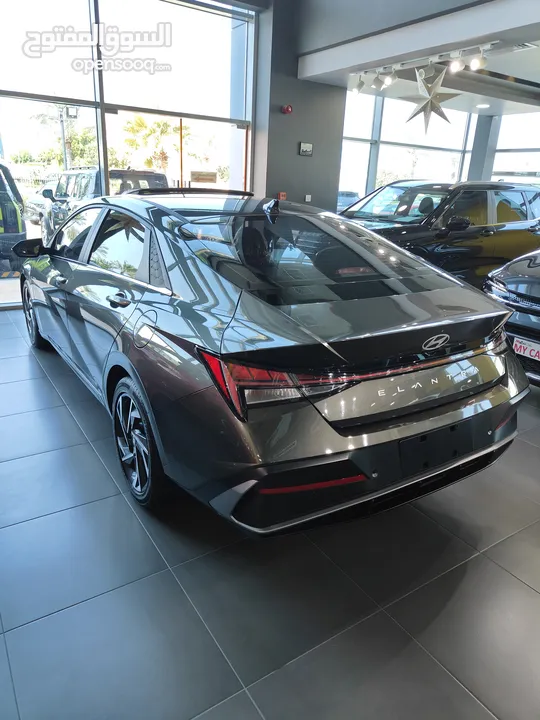 Hyundai Elantra 2025 F/O