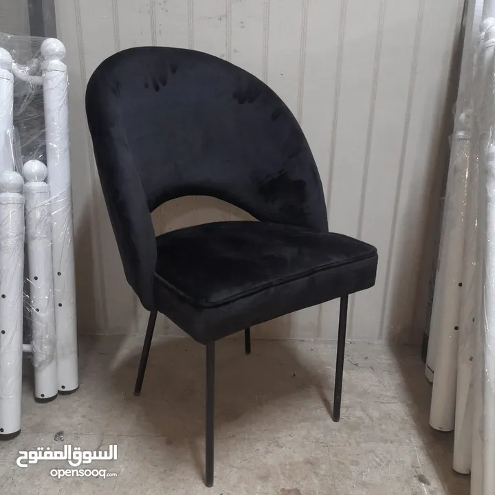 تفصيل وتجهيز جميع انواع الكراسي تجهيز صالات افراح مطاعم ومقاهي ومنازل.