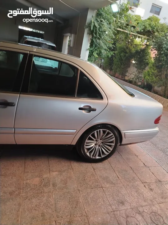 مرسيدس بنز e200 للبيع