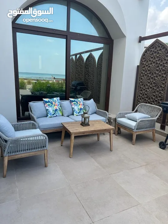 2 Bedrooms Sea View Villa Jebel Sifah  فيلا غرفتين على البحر جبل سيفة