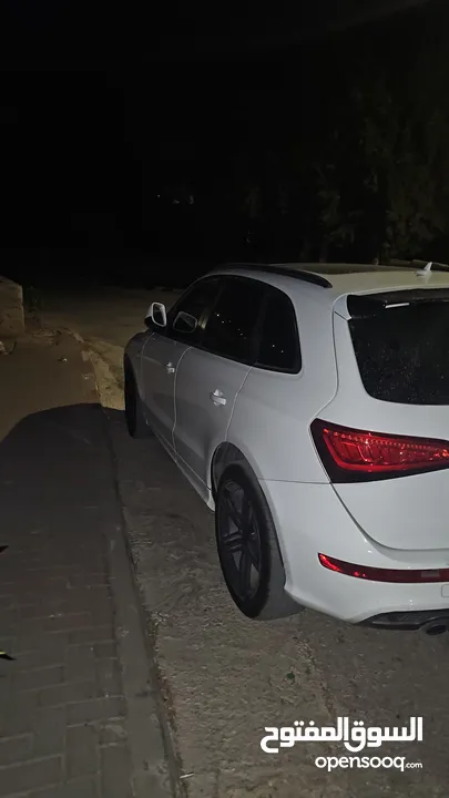 اودي لون ابيض سقف اسود  Q5 ديزل فحص جيد جدا  عمل صيانه شاملة منذ اسابيع