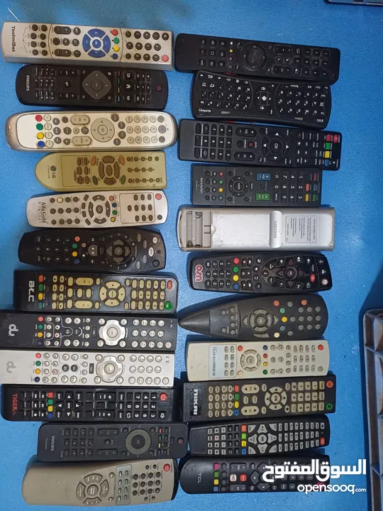 مجموعة ريموتات للبيع