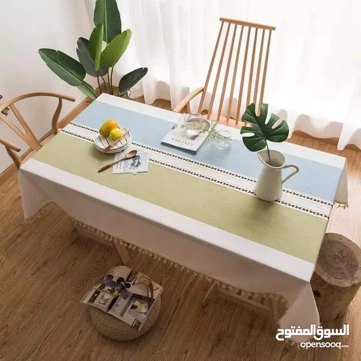 شراشف لطاولات السفرة بخامة ونقشات مميزة