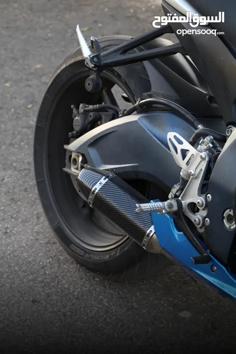 suzuki gsxr600 2011 لا تحتاج لأي صيانة