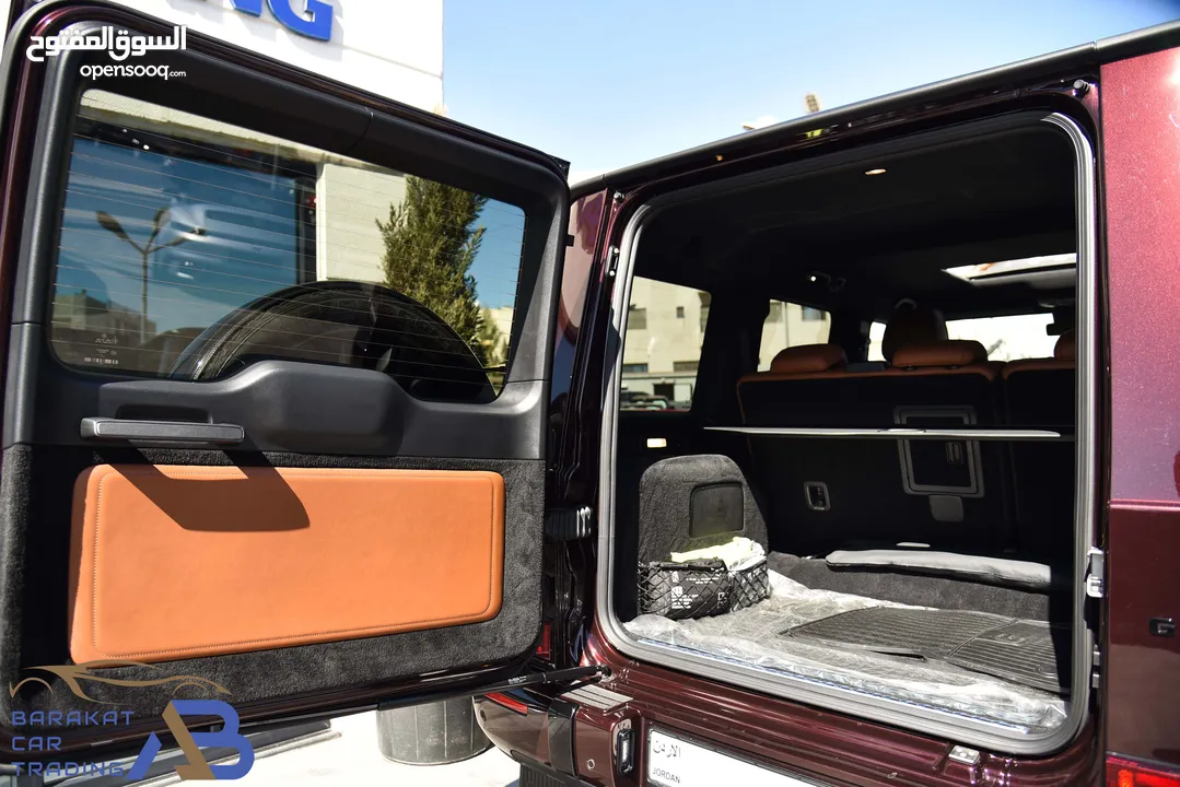 مرسيدس جي كلاسG63 AMG نايت بكج وارد وكفالةالوكالة 2023 Mercedes G63 AMG Night Package 4.0L V8 4MATIC