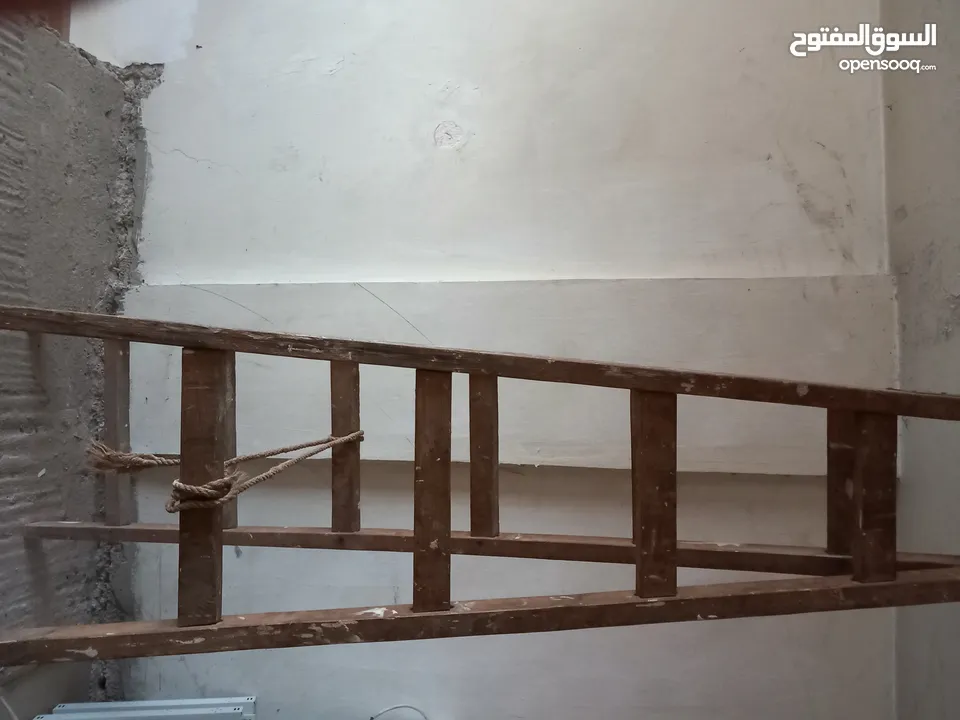 شروات ساعات/ كاسيت / الات حاسبة تلفونات شغل قطع / شروات منوعة/ ماكينة حلاقة /فلتر ماء/عرباية اطفال/