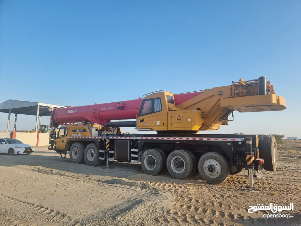 Rental Heavy lifting Equipments