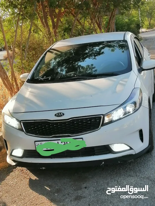 كيا سيراتو 2017 دبل جير جنطات شاشه كاميرا مرايا جانبية كهربا مكيف صندوق على الريموت زنون