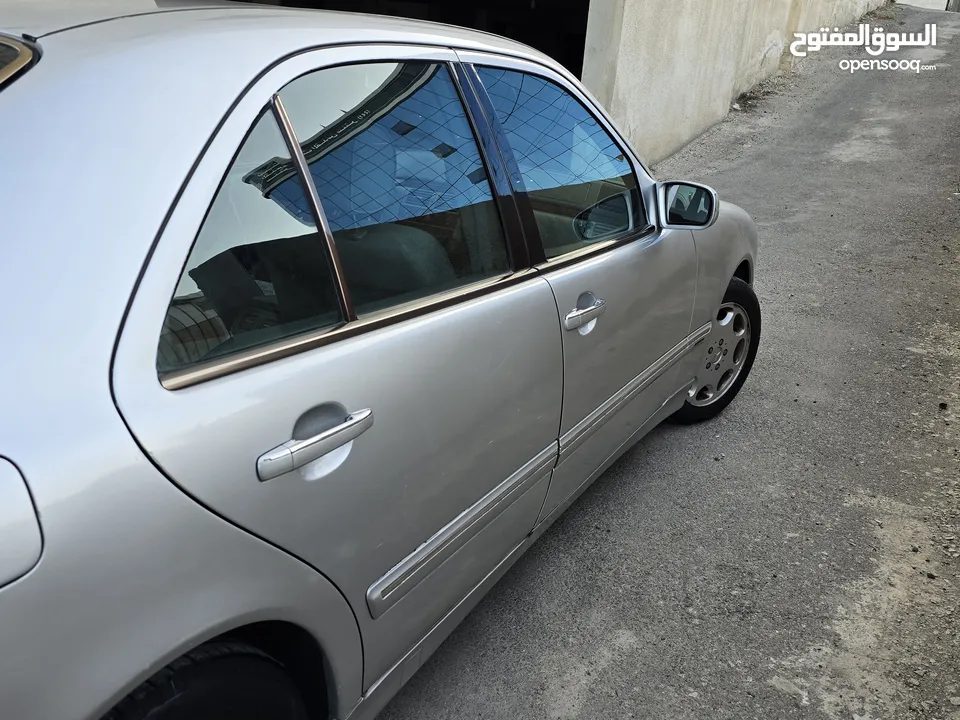 مرسيدس E200 Elegance للبيع موديل 2000 نظيفة