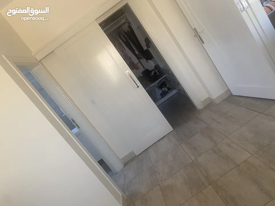 بيت مستقل للبيع منطقة هادئة ومريحة للسكن
